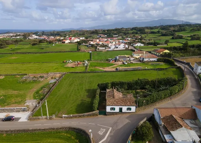 Rustic House - Eco Farm Living Vakantiehuis *