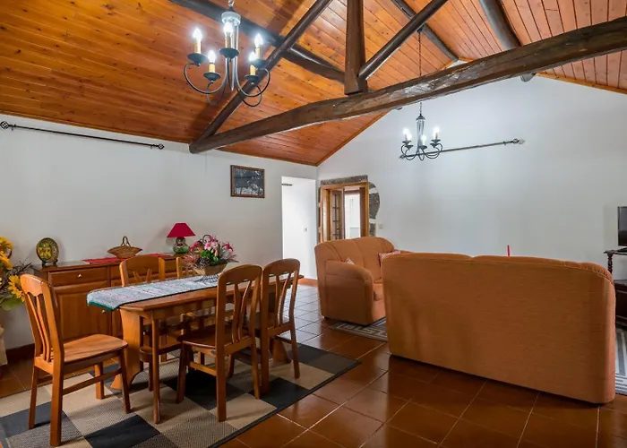 Vakantiehuis Rustic House - Eco Farm Living