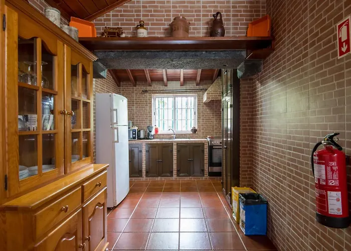 Rustic House - Eco Farm Living * Capelas (Sao Miguel)