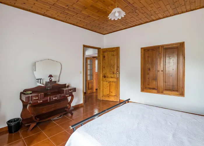 Rustic House - Eco Farm Living * Capelas (Sao Miguel)