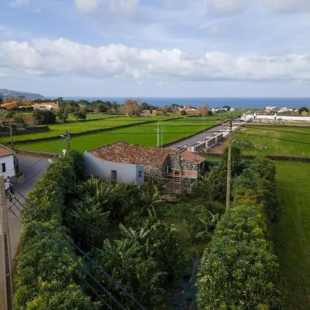 Semesterbostad Rustic House - Eco Farm Living *