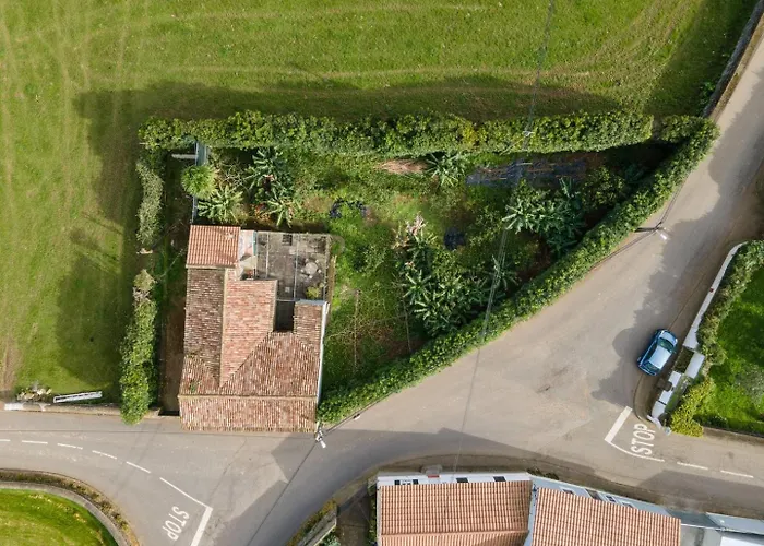 Rustic House - Eco Farm Living Capelas (Sao Miguel)